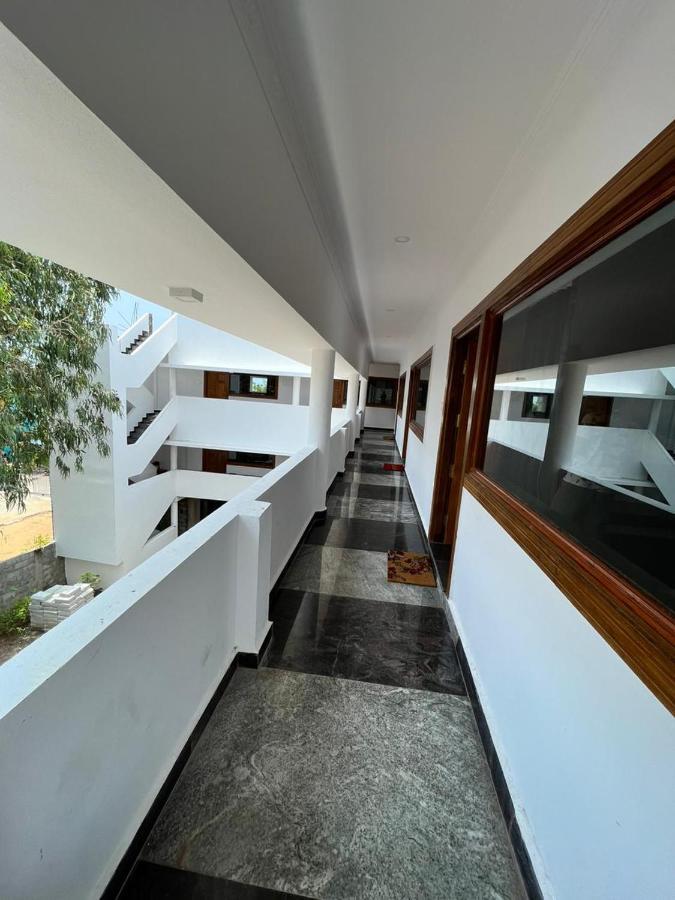 Anand Beach Guesthouse By Moonrocks Mamallapuram Esterno foto