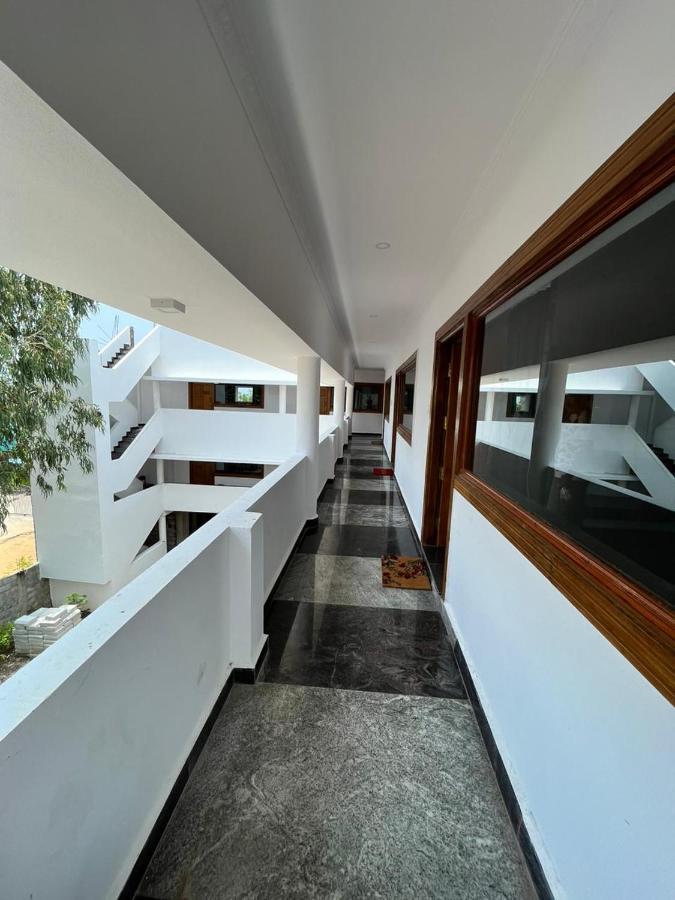 Anand Beach Guesthouse By Moonrocks Mamallapuram Esterno foto