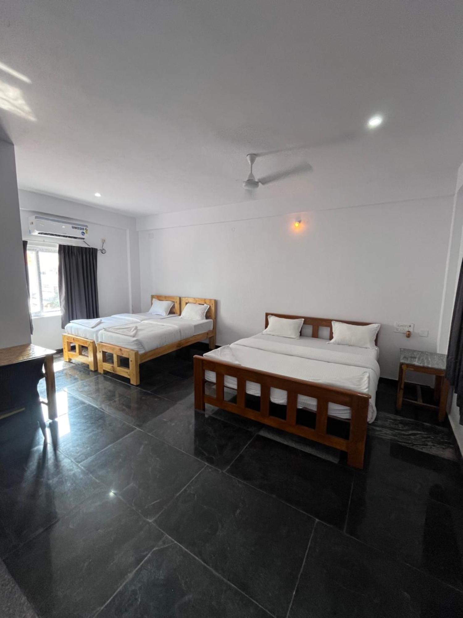 Anand Beach Guesthouse By Moonrocks Mamallapuram Esterno foto